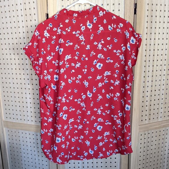 Pleione red and blue floral print blouse with cap sleeves, wrinkle-free, v-neck - Picture 2 of 9